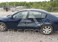 2005 Nissan MAXIMA photo