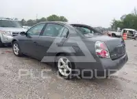 2005 Nissan ALTIMA photo