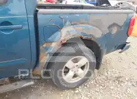 2005 Nissan FRONTIER photo