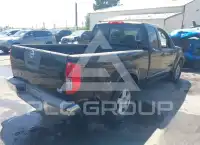2005 Nissan FRONTIER photo