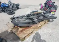 2005 Harley-Davidson FXSTB photo