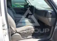 2005 Chevrolet Suburan фото