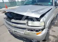 2005 Chevrolet Suburan фото