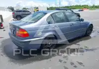 2005 BMW 330 photo
