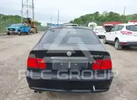 2005 BMW 330 photo