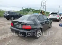 2005 BMW 330 photo