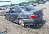 2005 BMW 330 фото