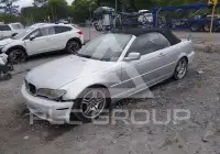 2005 BMW 330 photo