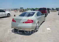 2005 Infinity G35 photo