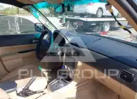 2005 Subaru Forester photo