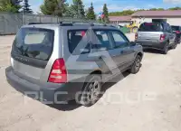 2005 Subaru Forester фото