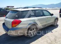 2005 Subaru Outback photo