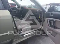 2005 Subaru Outback фото
