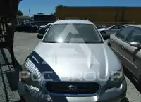 2005 Subaru Outback photo