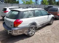 2005 Subaru Outback photo