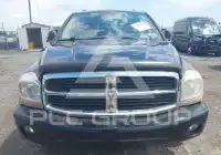 2005 Dodge DURANGO photo