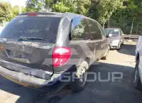 2005 Dodge Grand Caravan photo