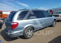 2005 Dodge Grand Caravan photo