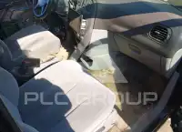 2005 Dodge Grand Caravan photo