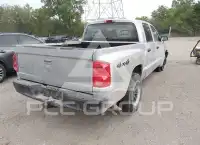 2005 Dodge DAKOTA фото