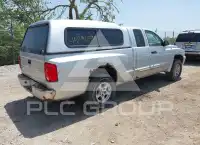 2005 Dodge DAKOTA photo