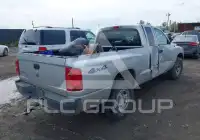 2005 Dodge DAKOTA photo