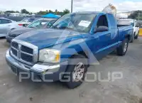 2005 Dodge DAKOTA фото