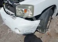 2005 Dodge DAKOTA photo