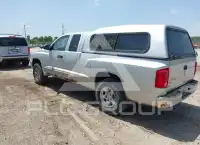 2005 Dodge DAKOTA photo