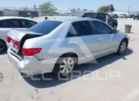2005 Honda Accord фото