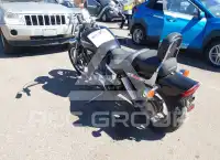 2005 Honda VT1100 фото