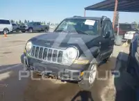 2005 Jeep LIBERTY фото