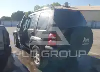 2005 Jeep LIBERTY фото