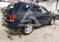 2005 Jeep Grand Cherokee photo