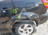2005 Pontiac VIBE photo