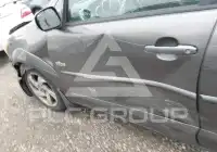 2005 Pontiac VIBE photo