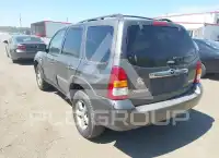 2005 Mazda Tribute photo
