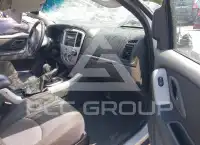 2005 Mazda Tribute photo