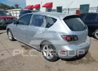 2005 Mazda 3 photo
