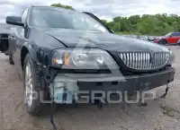 2005 Lincoln LS photo