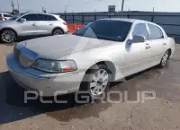 2005 Lincoln Town фото