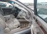 2005 Cadillac DEVILLE photo