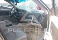 2005 Cadillac SRX фото