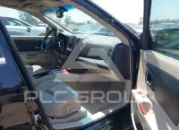 2005 Cadillac SRX фото
