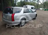 2005 Cadillac SRX фото