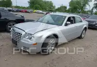 2005 Chrysler 300 фото
