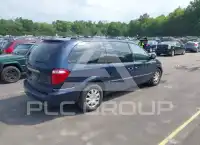 2005 Chrysler TOWN & COUNTRY фото