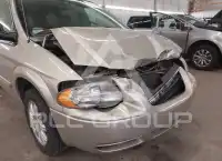 2005 Chrysler TOWN & COUNTRY фото