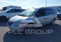 2005 Chrysler TOWN & COUNTRY фото