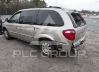 2005 Chrysler TOWN & COUNTRY photo